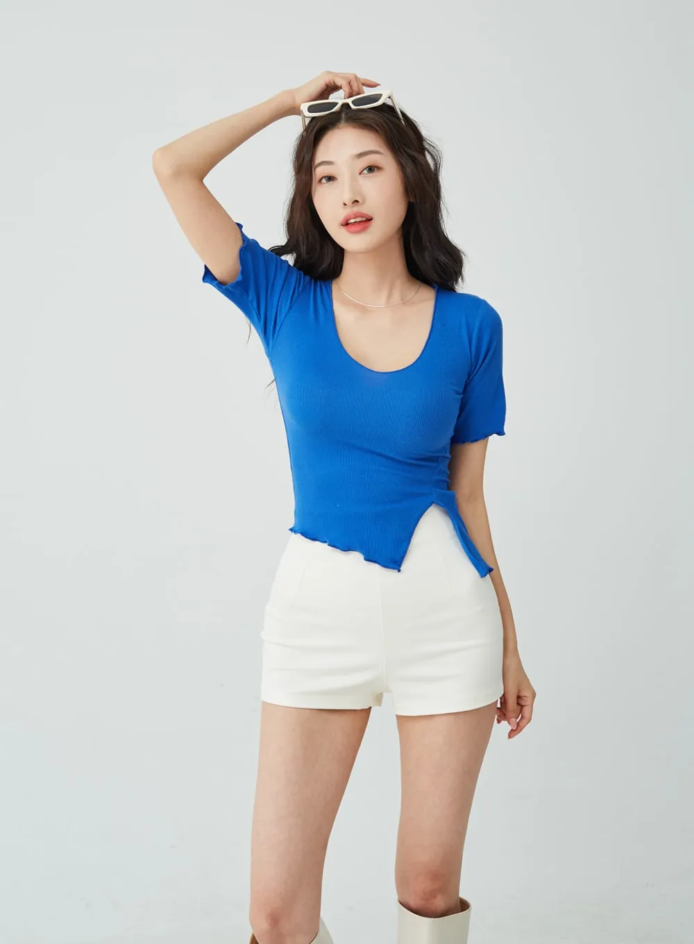 Line High Waist Half Pants IU26